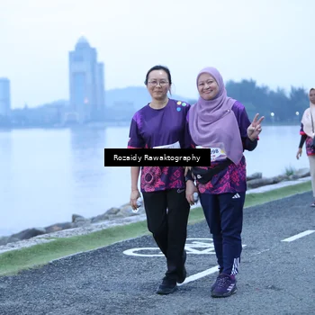 Runner Photo 8430004
