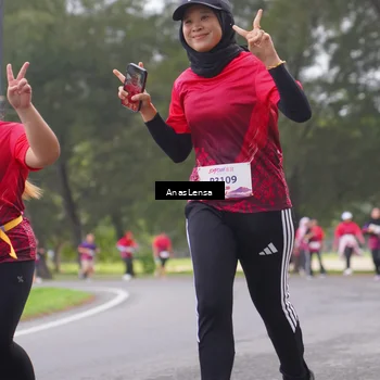 Runner Photo 8430019