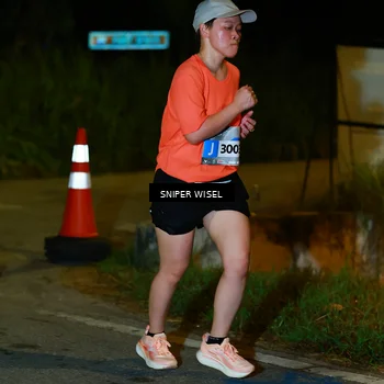 Runner Photo 8430030