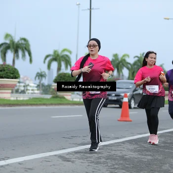 Runner Photo 8430036