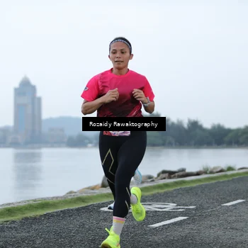 Runner Photo 8430040