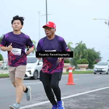 Runner Photo 8430051