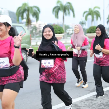 Runner Photo 8430061