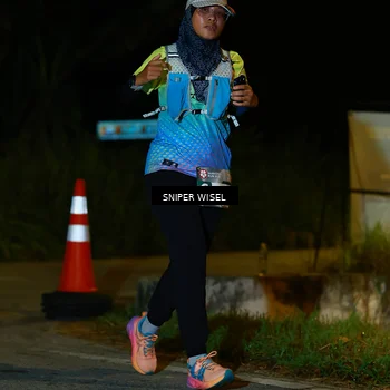 Runner Photo 8430067