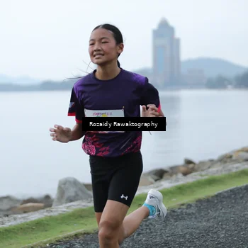 Runner Photo 8430073