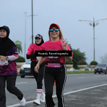 Runner Photo 8430080