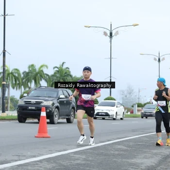 Runner Photo 8430104