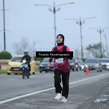 Runner Photo 8430116