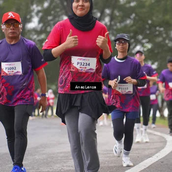 Runner Photo 8430118