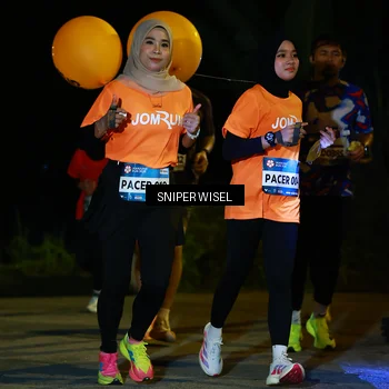 Runner Photo 8430181