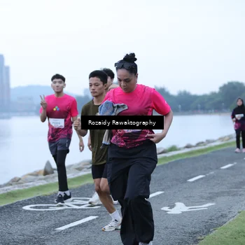 Runner Photo 8430210
