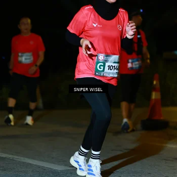 Runner Photo 8430215