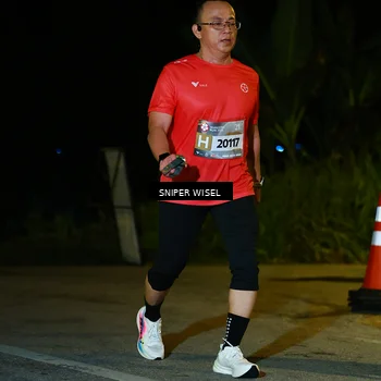 Runner Photo 8430216