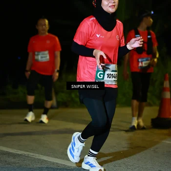 Runner Photo 8430218