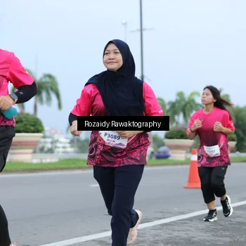 Runner Photo 8430245