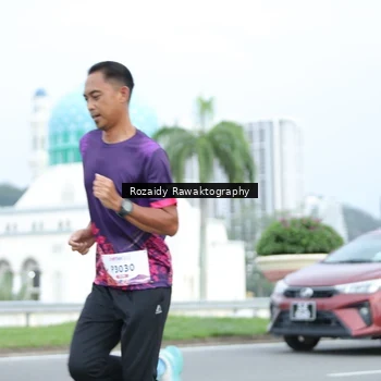 Runner Photo 8430253
