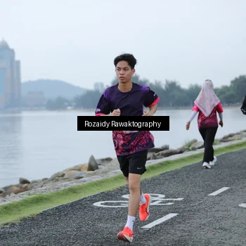 Runner Photo 8430260