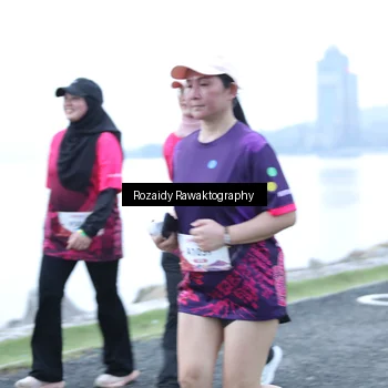 Runner Photo 8430262