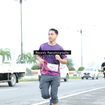 Runner Photo 8430286