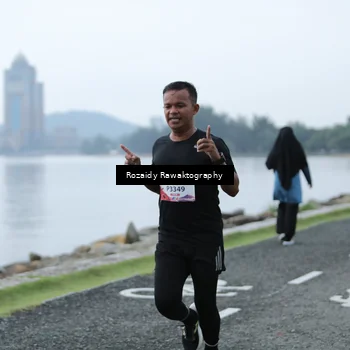 Runner Photo 8430290