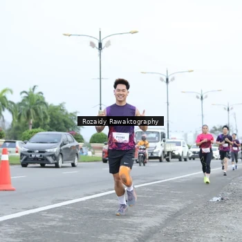Runner Photo 8430303