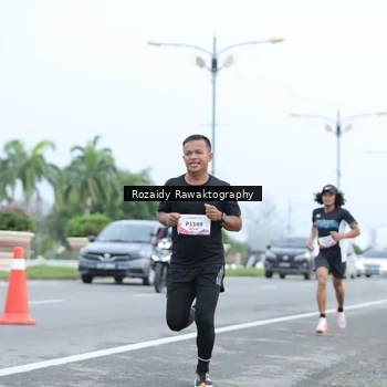 Runner Photo 8430351