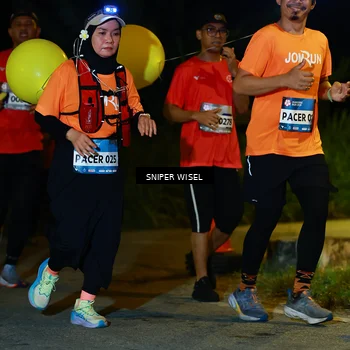 Runner Photo 8430376