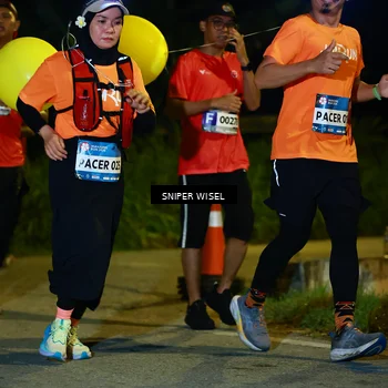 Runner Photo 8430377