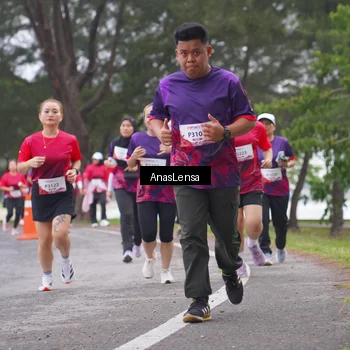 Runner Photo 8430402