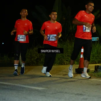 Runner Photo 8430412