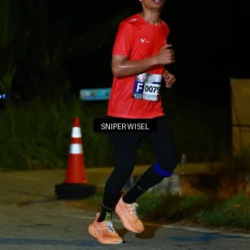 Runner Photo 8430447