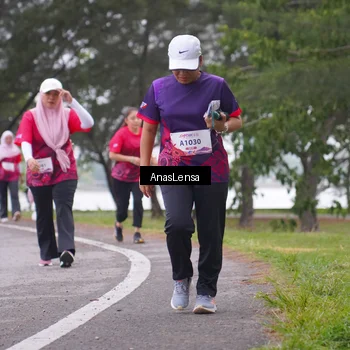 Runner Photo 8430455