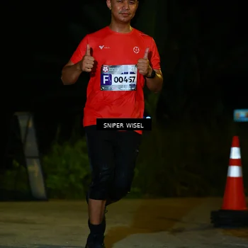 Runner Photo 8430504