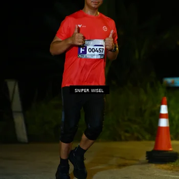 Runner Photo 8430508
