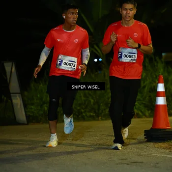 Runner Photo 8430517