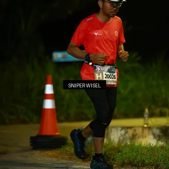 Runner Photo 8430529