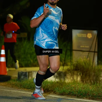 Runner Photo 8430553