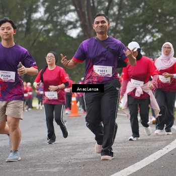 Runner Photo 8430555