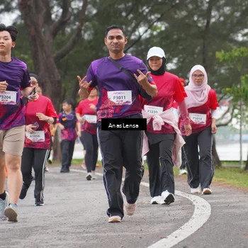 Runner Photo 8430556