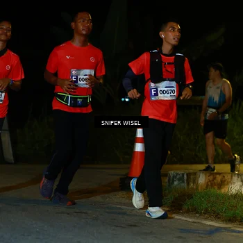 Runner Photo 8430559