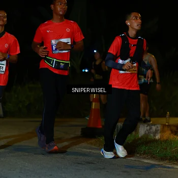 Runner Photo 8430566