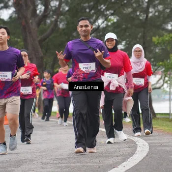 Runner Photo 8430567