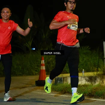 Runner Photo 8430586
