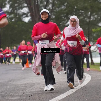 Runner Photo 8430596