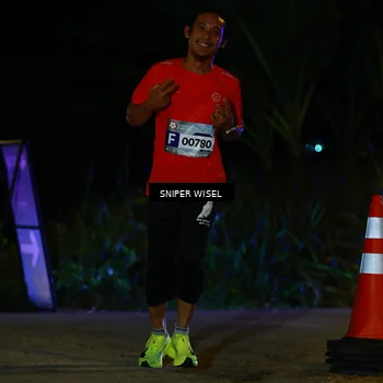 Runner Photo 8430599