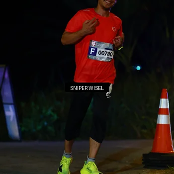 Runner Photo 8430605