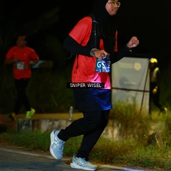 Runner Photo 8430668