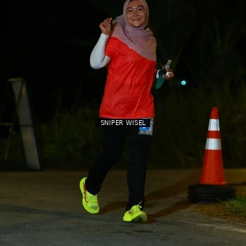 Runner Photo 8430693