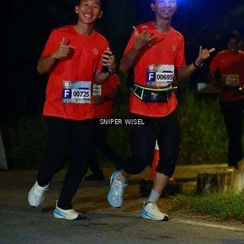 Runner Photo 8430712