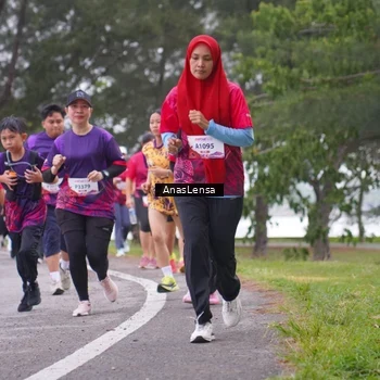 Runner Photo 8430745